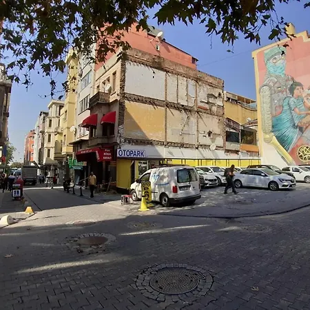 Cosy Center Kadikoy. *